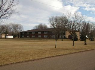 301 N Main St, Freeman, SD 57029