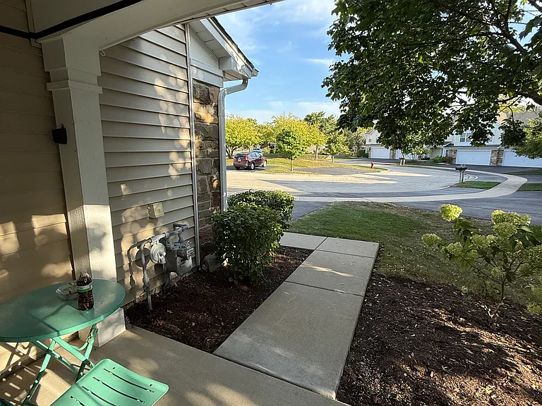 329 S Jewel Ct — Photo 8