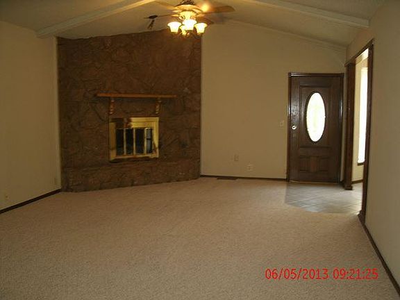 4th image of 11912 Sagamore Dr