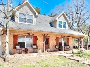 233 Castle Dr, Pottsboro, TX 75076