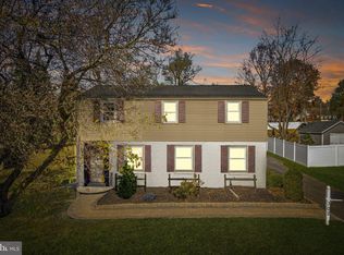 302 Greenwood Rd, Lansdale, PA 19446