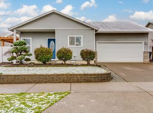 710 Mary Dr, Molalla, OR 97038