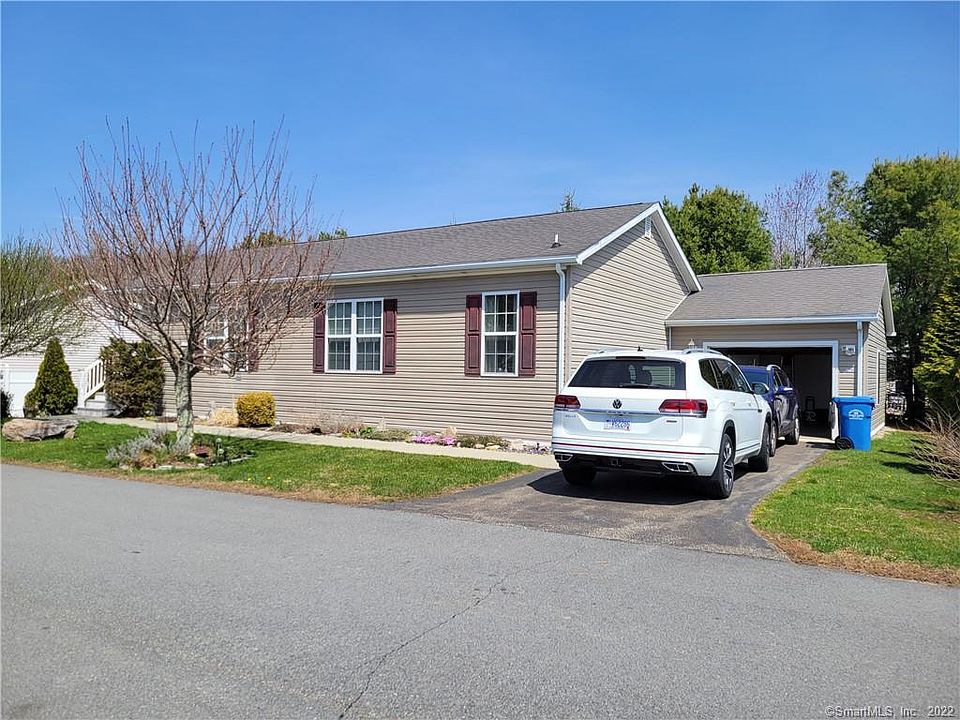 2nd image of 6 Boulder Way
