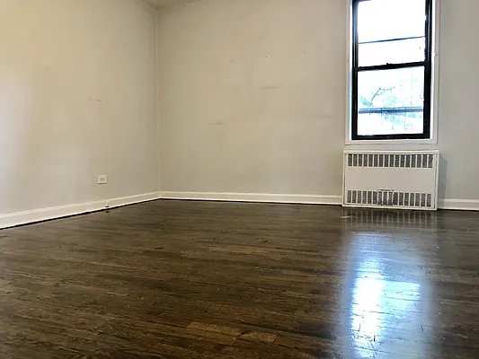 Rented by Premier One Realty LLC | media 11