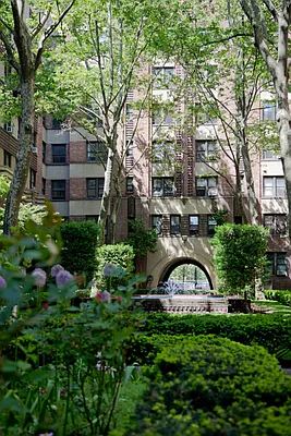 Sold by Compass | media 8