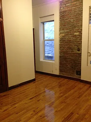 Rented by Skyline Realty LLC II | media 14