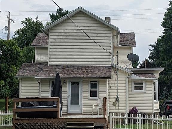 5th image of 237 E Leggett St