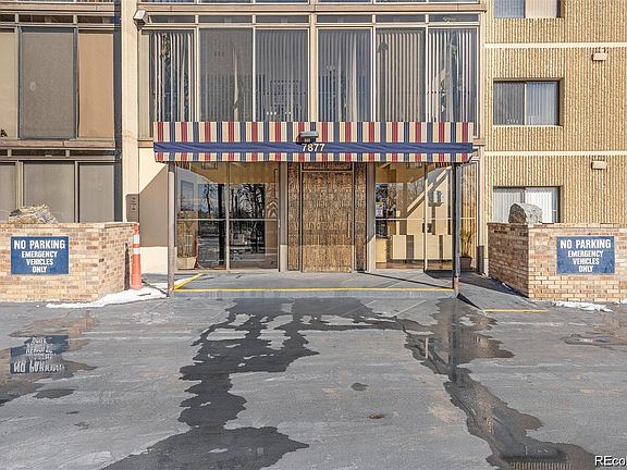 3rd image of 7877 E Mississippi Avenue #508
