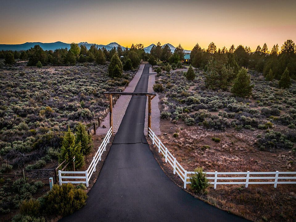 1st image of 64629 Horseman Ln