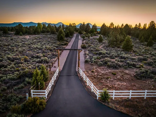 64629 Horseman Ln, Bend, OR 97703