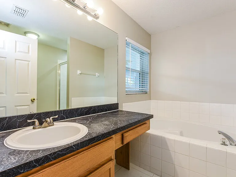1660 Ashland Trl — Photo 11