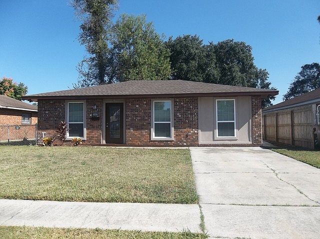 1st image of 3400 Bacchus Dr