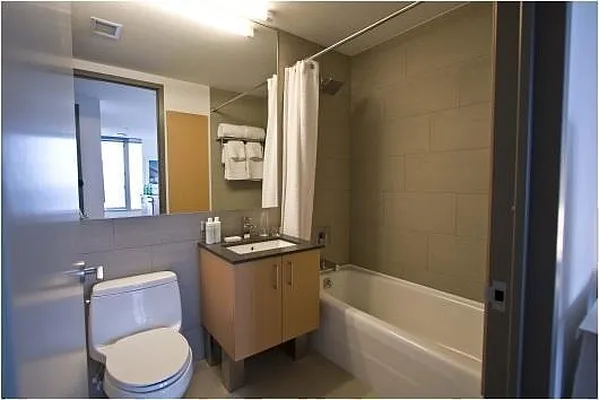 Rented by Keller Williams NYC | media 2