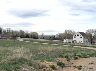 105 W Lake Cir, Garden City, UT 84028