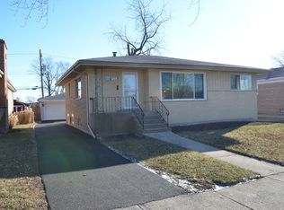 10237 S 52nd Ave, Oak Lawn, IL 60453
