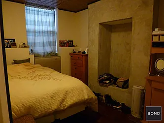 Rented by Bond New York