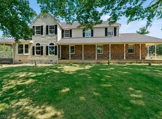 112 Grouser Rd, Somerset, NJ 08873