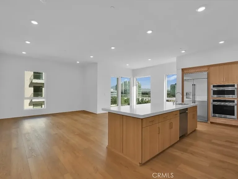 3614 Rivington — Photo 5