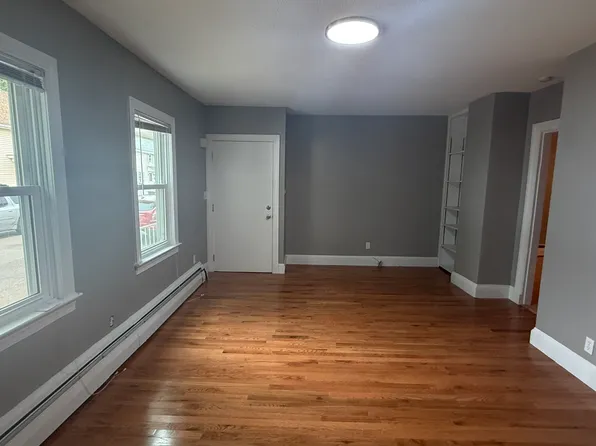 (undisclosed Address), Cumberland, RI 02864