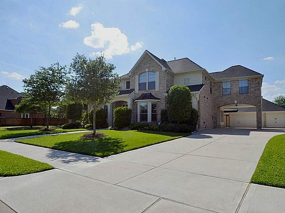 2nd image of 3818 Trailstone Ln