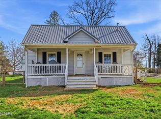 1009 Green Acres Dr, Jefferson City, TN 37760