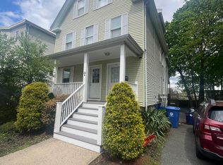 26A Lake St FLOOR 1, Wakefield, MA 01880
