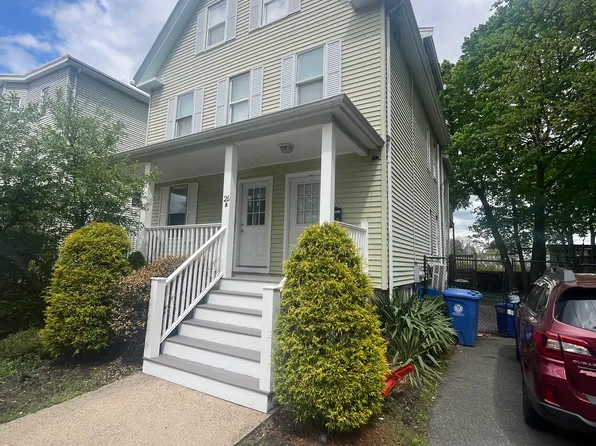 26A Lake St Floor 1, Wakefield, MA 01880