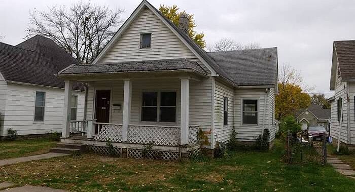 228 S Quincy Ave, Sedalia, MO 65301 | Zillow