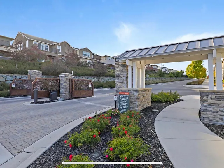 4173 Healdsburg Way — Photo 14