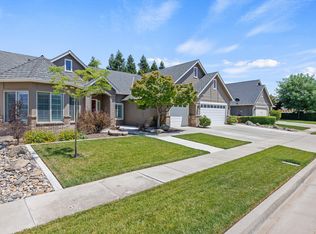 220 N Denton Ct, Visalia, CA