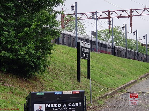 Bloomfield Rail Station