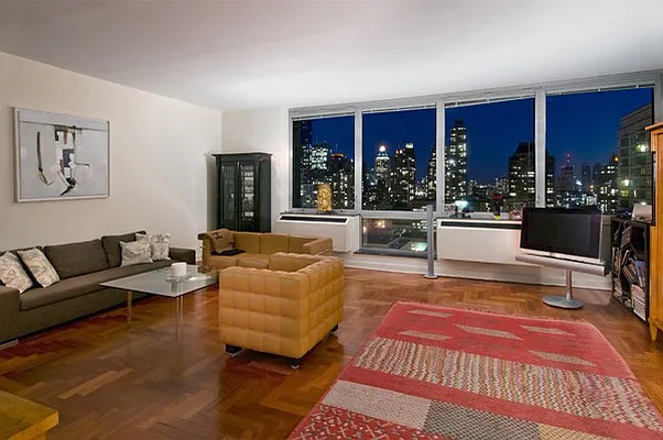 Rented by Brown Harris Stevens | media 25