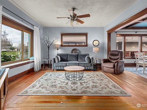 5th image of 3505 S J Street