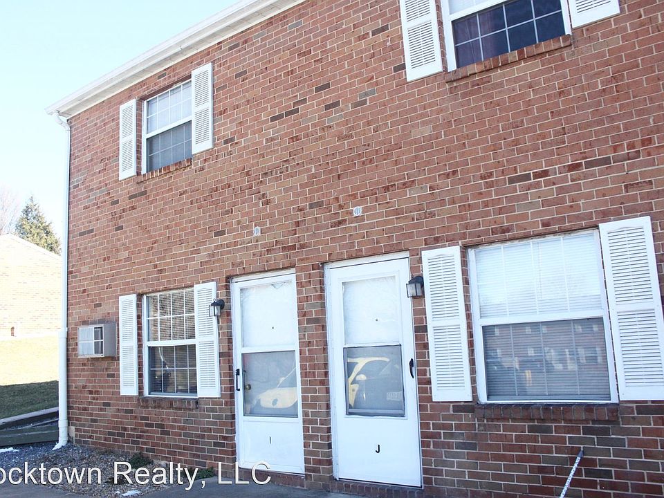 2nd image of 91 Dutch Mill Ct #10589576