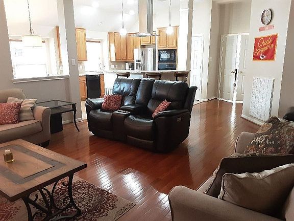 4th image of 3803 Breaker Ct
