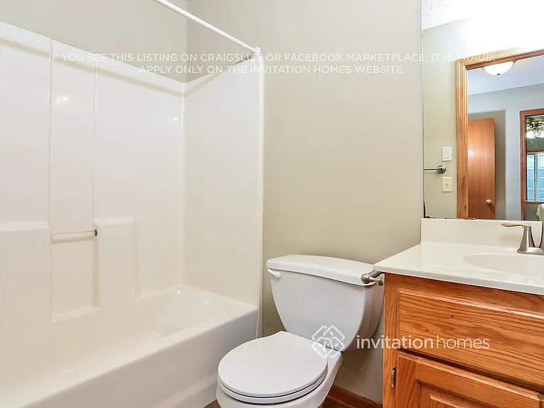 930 118th Ln NE — Photo 17