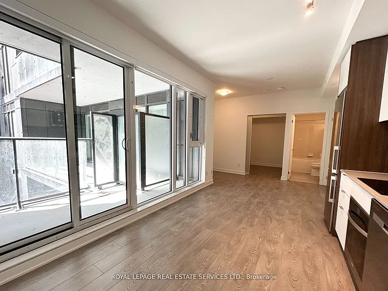 543 Richmond St W #425 — Photo 3