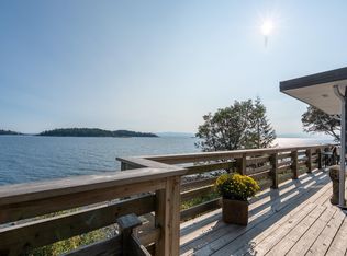 6669 Sunshine Coast Hwy, Sechelt, BC V7Z0M9