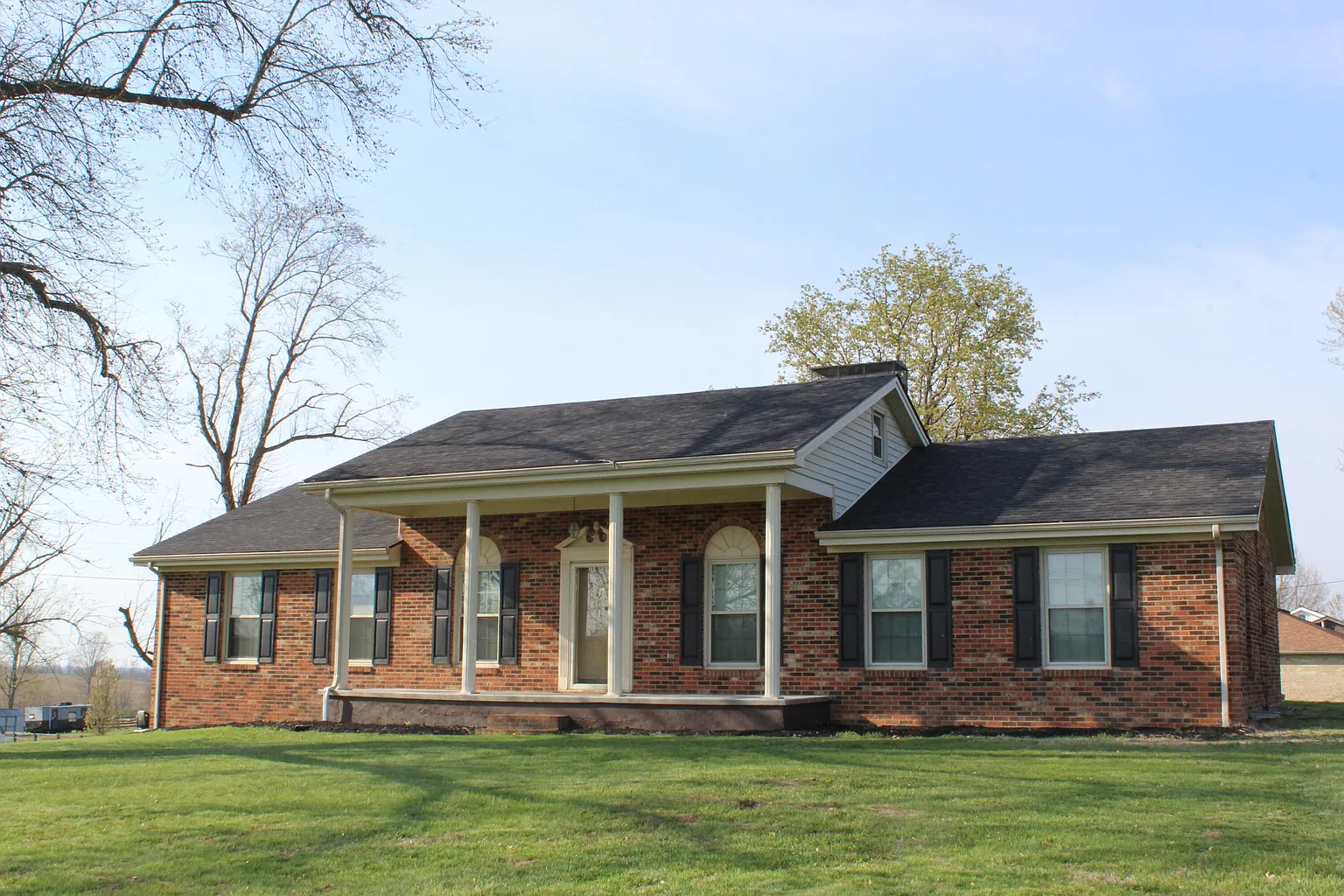 8455 Perryville Rd photo 1
