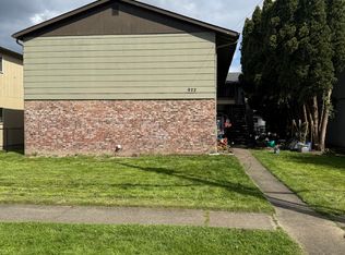 922 8th Ave APT 5, Longview, WA 98632