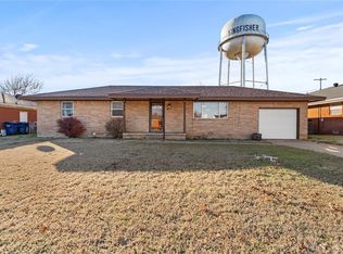 1308 S 11th St, Kingfisher, OK 73750