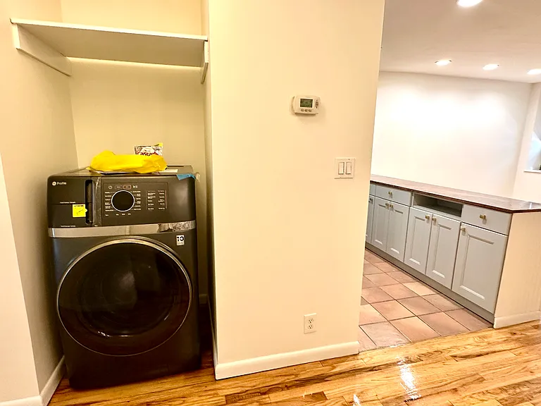 79 Carroll St #1 — Photo 6