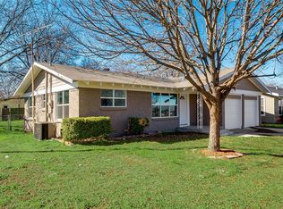 1801 Granbury St, Cleburne, TX 76033