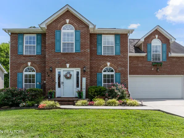 7633 Cool Breeze Rd, Knoxville, TN 37938