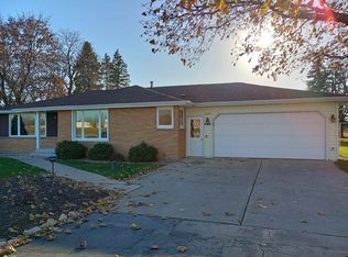 3254 Main St, Green Bay, WI 54311