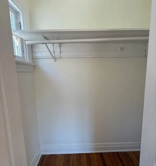 747 S Mansfield Ave #4 — Photo 2