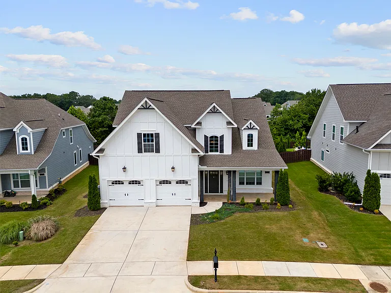 6605 Waxwood Dr — Photo 3