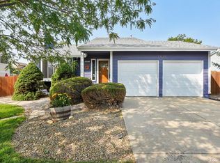 7435 Chase St, Arvada, CO 80003