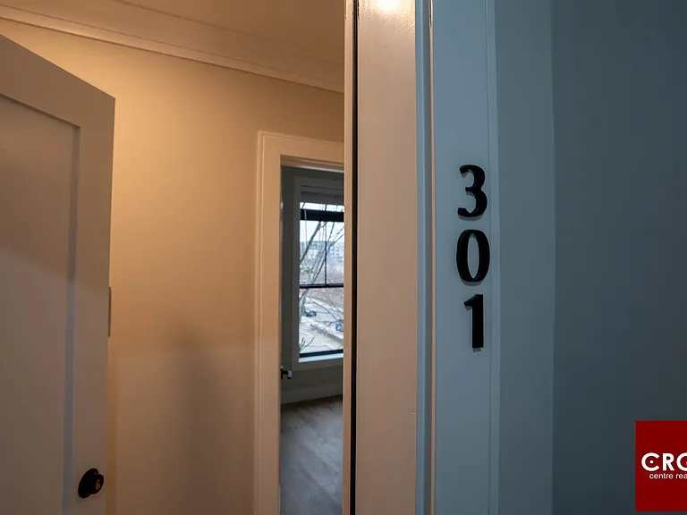 156 Everett St #301A — Photo 8