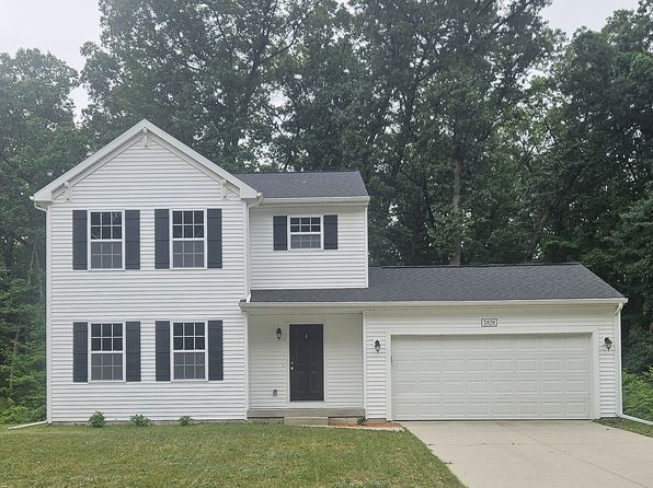 3828 N Ryan Woods Cir